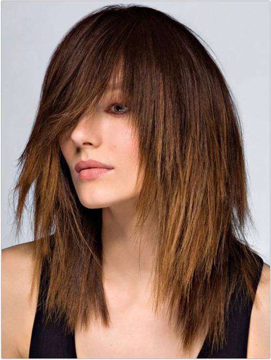 how to perform a cascading hairstyle on long hair with a bang