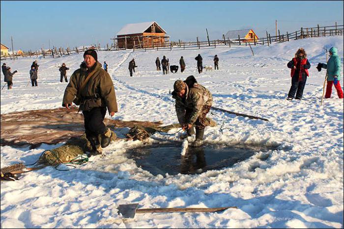 hunting and fishing in Siberia in winter